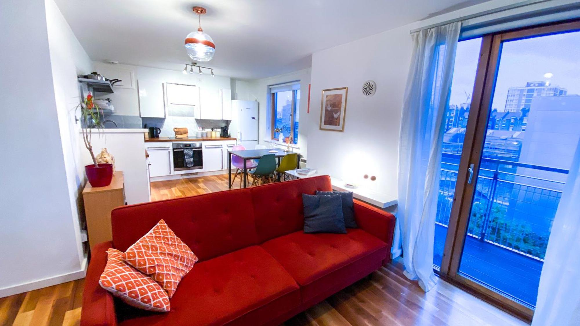 2 Bed Shoreditch Home With Parking Лондон Экстерьер фото
